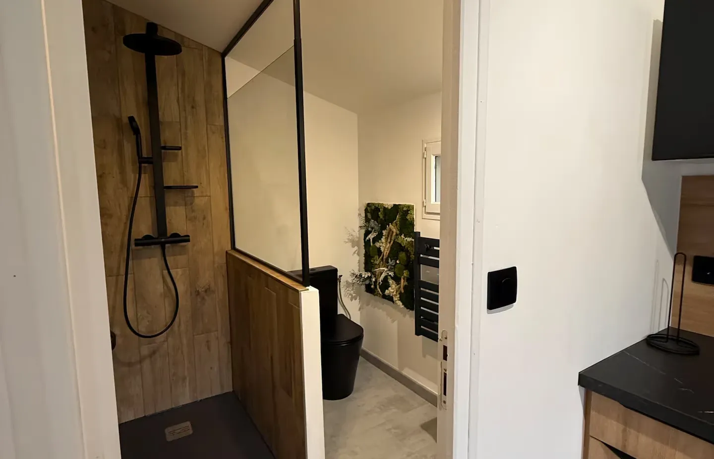 Salon de bain vue cuisine nid douillet