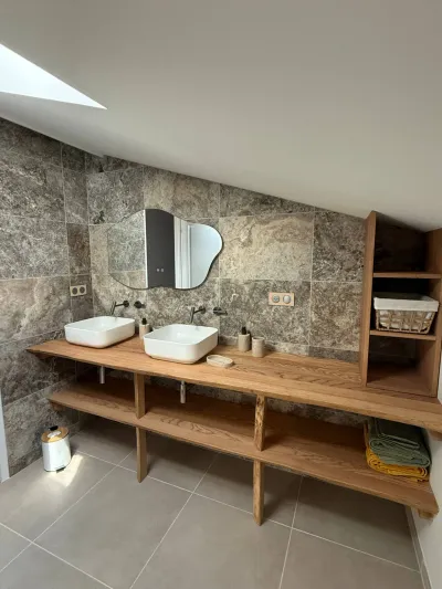 Salle de bain échapée belle